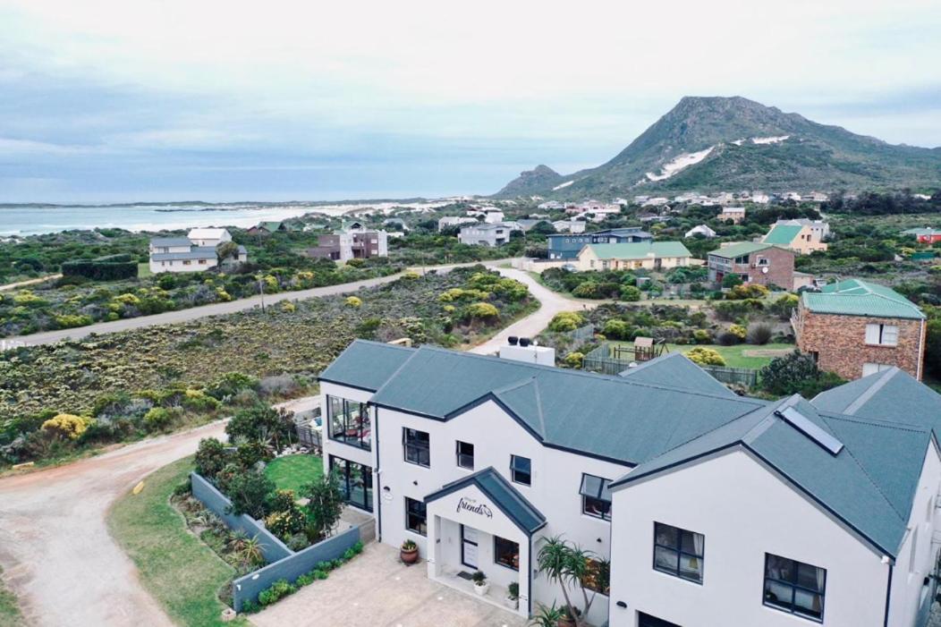 Stay At Friends Economic Rooms Malkopvlei Ngoại thất bức ảnh